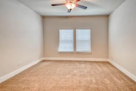 New construction Single-Family house 1401 Avocado Ln, Gainesville, TX 76240 - image 7