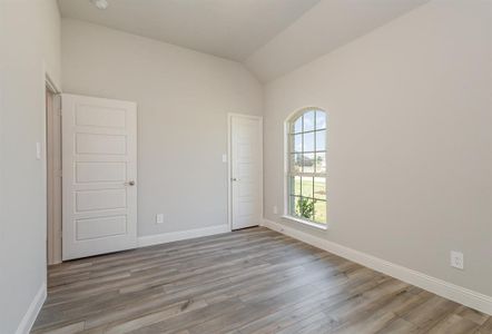 New construction Single-Family house 280 Crystal Lake Lane, Red Oak, TX 75154 - photo 18 18