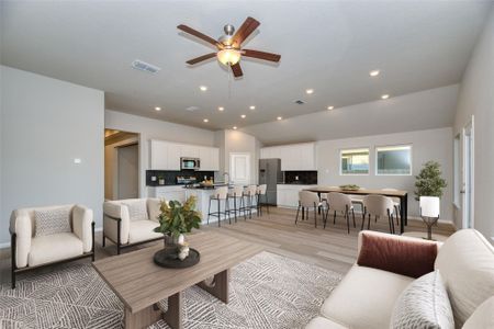 New construction Single-Family house 21115 Sunlight Grove Dr, Bonney, TX 77583 plan Cypress - image 14
