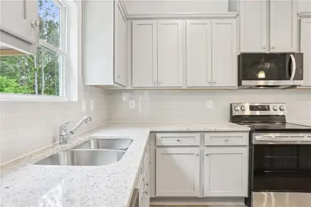 New construction Single-Family house 240 Cedar Wood Trce, Winder, GA 30680 plan The Dunford - image 2