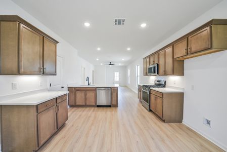 New construction Single-Family house 40708 Pessi Rd, Magnolia, TX 77354 plan Rutherford III H - image 9