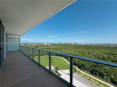 New construction Condo house 2411 Laguna Cir, Unit 1503, North Miami, FL 33181 - image