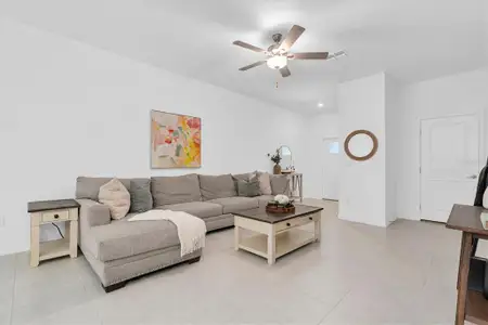 New construction Townhouse house 8211 Crescent Oaks Dr, New Port Richey, FL 34655 - image