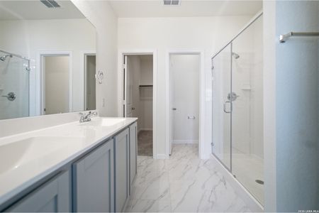 New construction Single-Family house 925 Gray Cloud Dr, New Braunfels, TX 78130 plan Pedernales - image 8