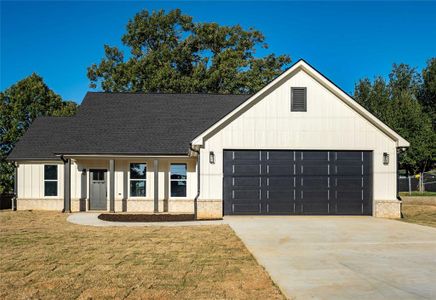 New construction Single-Family house 1003 Karen Dr, Lindale, TX 75771 - image