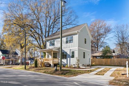 New construction Single-Family house 2501 Lednum Street, Durham, NC 27704 - photo 0