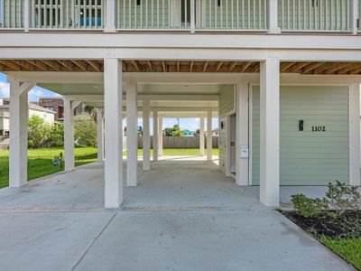 New construction Single-Family house 1102 64Th St, Galveston, TX 77551 - image