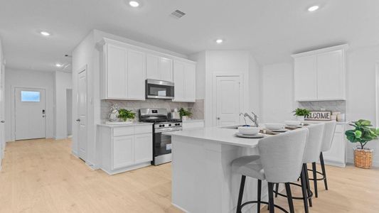 New construction Single-Family house 3703 Melbourne Mnr, Fulshear, TX 77441 plan Lakeway - X40L - image 5