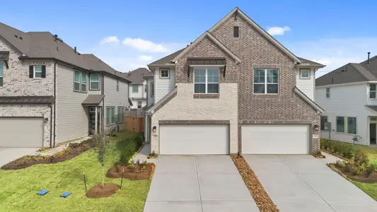 New construction Townhouse house 120 W Coralburst Lp, Montgomery, TX 77316 - image