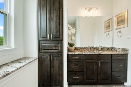 Alamo Estates by Everview Homes in San Antonio - image 14