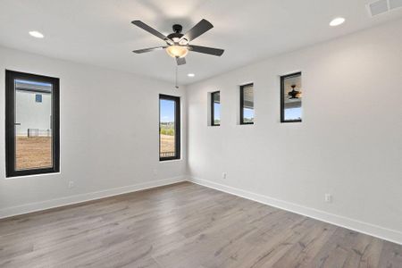 New construction Single-Family house 711 N Paleface Ranch Rd, Unit 9, Spicewood, TX 78669 - image 17