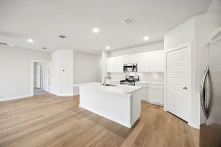 New construction Single-Family house 120 Ozark St, Greenville, TX 75402 plan Emmy II | CP - Trophy Series | 60' Lots - image 8