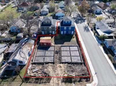 New construction Multi-Family house 143 Huntington St, San Antonio, TX 78207 - photo 0