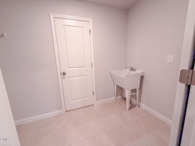 New construction Single-Family house 460 Beacon Hill Rd, Lillington, NC 27546 - image 8