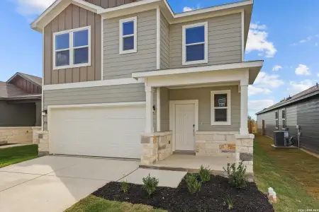 New construction Single-Family house 2334 Crisp Gln, San Antonio, TX 78224 plan Hawthorn - 1802 - image