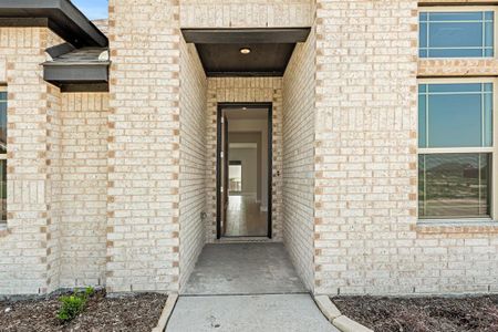 New construction Single-Family house 921 Hickory Chase Dr, Godley, TX 76044 Caraway- photo 4 4