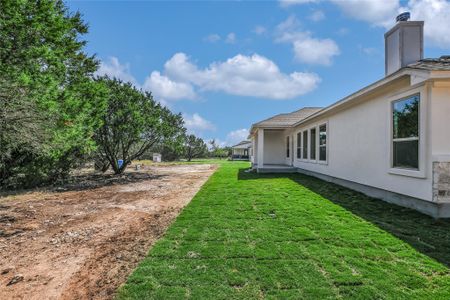 New construction Single-Family house 107 Ethan Ln, Burnet, TX 78611 plan San Saba - image 18