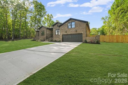 New construction Single-Family house 311 Hudson Dr, Harrisburg, NC 28075 - image