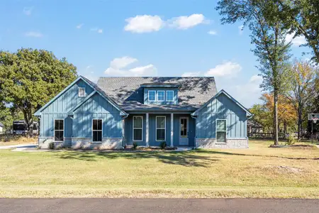 New construction Single-Family house 721 Clubview Dr, Mabank, TX 75143 - image