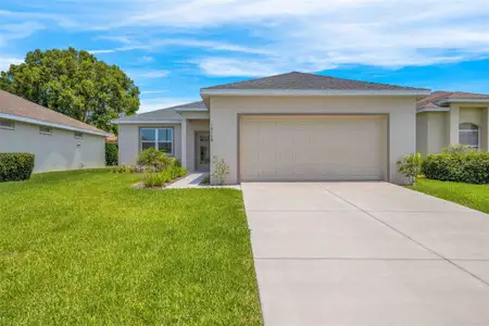 New construction Single-Family house 10148 Duffy Cir, Weeki Wachee, FL 34613 - image