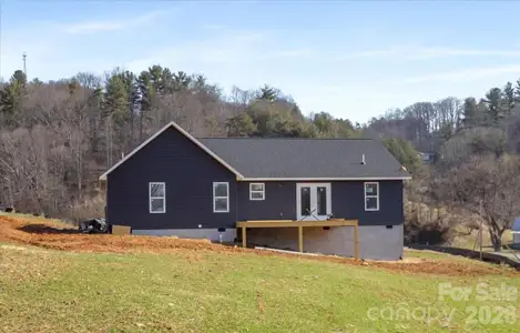 New construction Single-Family house 17 Baileys Cove Rd, Unit 10, Marshall, NC 28753 - image
