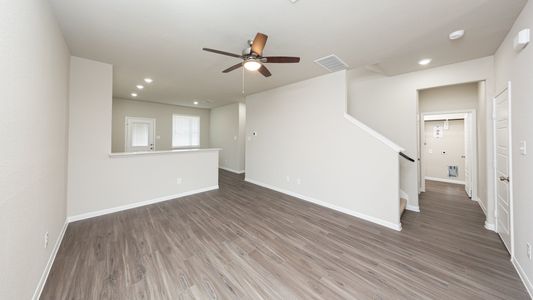 New construction Single-Family house 9258 Grace Ridge Dr, Willis, TX 77318 plan The Woodland - image 10
