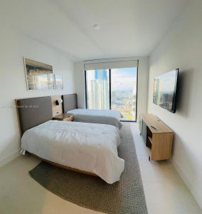 New construction Condo house 601 Ne 1St Ave, Unit 4215, Miami, FL 33132 null- photo 33 33