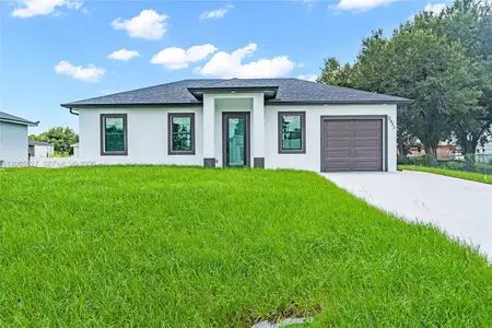 New construction Single-Family house 2923 2Nd St, Lehigh Acres, FL 33976 - image