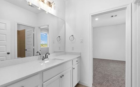 New construction Single-Family house 7314 Prairie Lakeshore Ln, Katy, TX 77493 plan Norwich - image 5