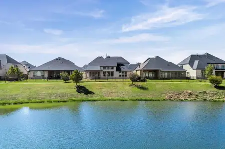 New construction Single-Family house 29846 Smoky Ridge Rd, Fulshear, TX 77441 plan Barnhart - image