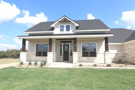 New construction Single-Family house 113/117 Hondo Ridge, La Vernia, TX 78121 - photo 0