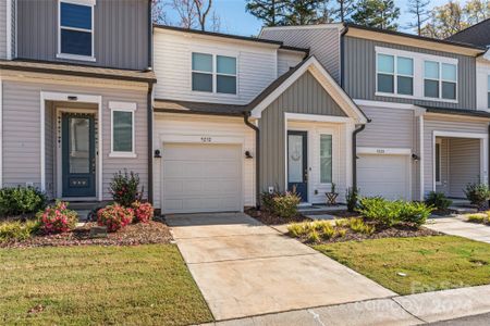 New construction Townhouse house 9232 Widden Way, Charlotte, NC 28269 - photo 0