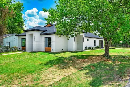 New construction Single-Family house 1311 Daffan Ave, Ennis, TX 75119 - image