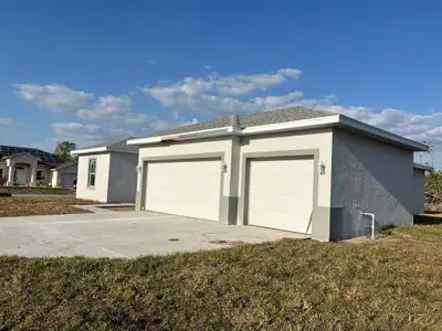 New construction Single-Family house 2310 Logsdon St, North Port, FL 34287 - image