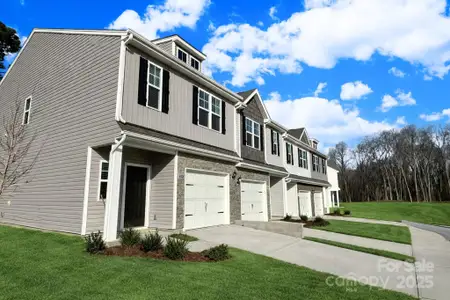 New construction Townhouse house 5901 Wallace Ave, Charlotte, NC 28212 - image