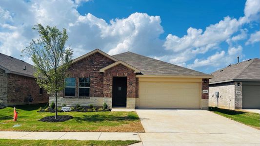 New construction Single-Family house 10140 Poinsett Way, Fort Worth, TX 76108 - photo 0