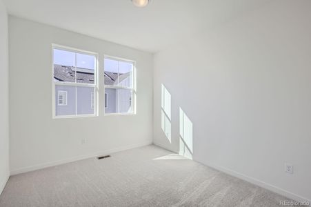 New construction Townhouse house 5523 Euclid Ct, Timnath, CO 80547 null- photo 10 10