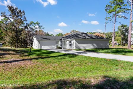 New construction Single-Family house 102 Landmark Ave, Satsuma, FL 32189 - image