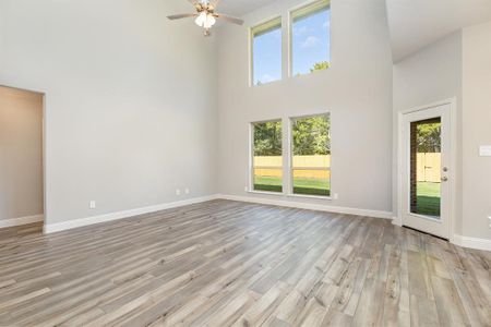 New construction Single-Family house 601 Candace Drive, DeSoto, TX 75115 - photo 8 8