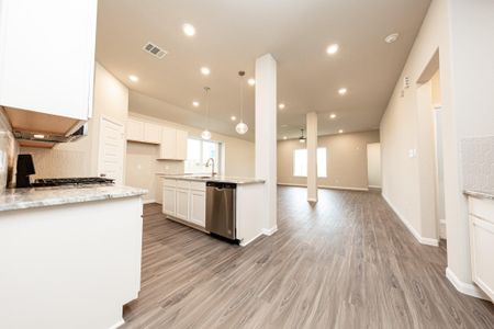 New construction Single-Family house 3036 Mistflower Trl, Brookshire, TX 77423 plan The Kirby - image 18