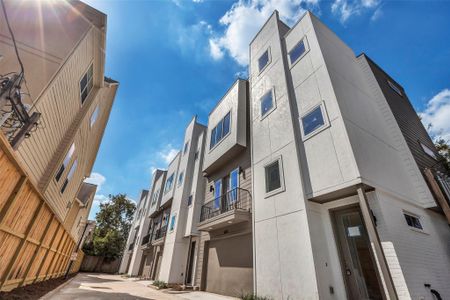 New construction Single-Family house 3010 Bell St, Houston, TX 77003 null- photo 0 0