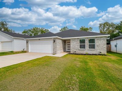 New construction Single-Family house 609 E 14Th St, Corsicana, TX 75110 - image