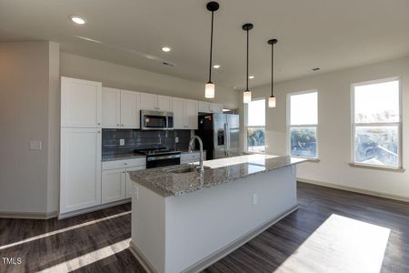 New construction Condo house 2301 Gathering Square Ct, Fuquay Varina, NC 27526 null- photo 5 5