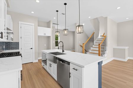 New construction Single-Family house 5836 Highland Sun Ln, Houston, TX 77091 - image 10