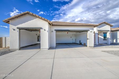 New construction Single-Family house 22538 W Pecan Rd, Buckeye, AZ 85326 - image