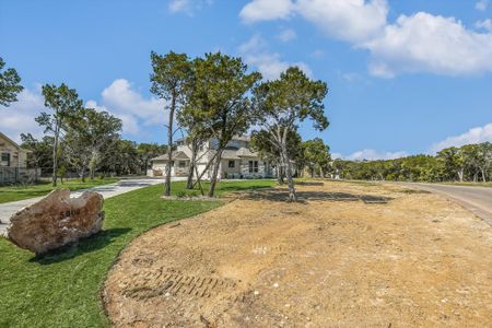 New construction Single-Family house Bertram, TX 78605 plan Vanderpool II - image 4