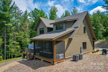 New construction Single-Family house 1370 Saylor Wy, Unit 8, Nebo, NC 28761 - image