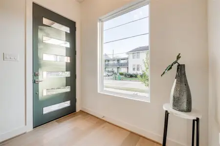 New construction Single-Family house 411 W Drew St, Houston, TX 77006 null- photo 3 3