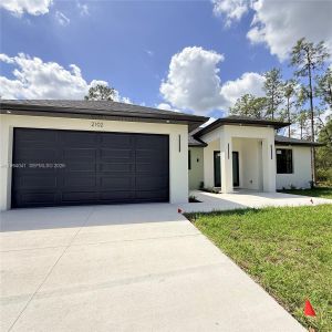 New construction Single-Family house 2102 E 13Th St, Lehigh Acres, FL 33972 - image