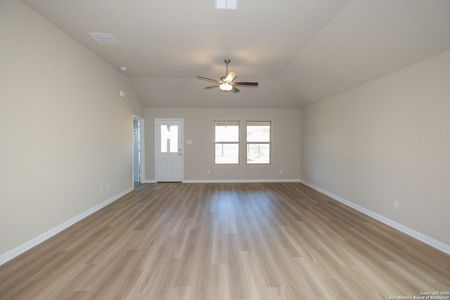 New construction Single-Family house 5211 Halite Vly, San Antonio, TX 78222 Eastland- photo 2 2